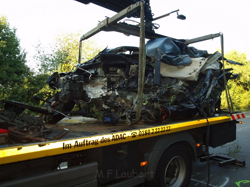 Schwerer VU Koeln Immendorf Kerkraderstr P350.JPG